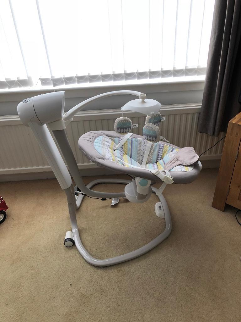 joie serina swivel swing hip hop